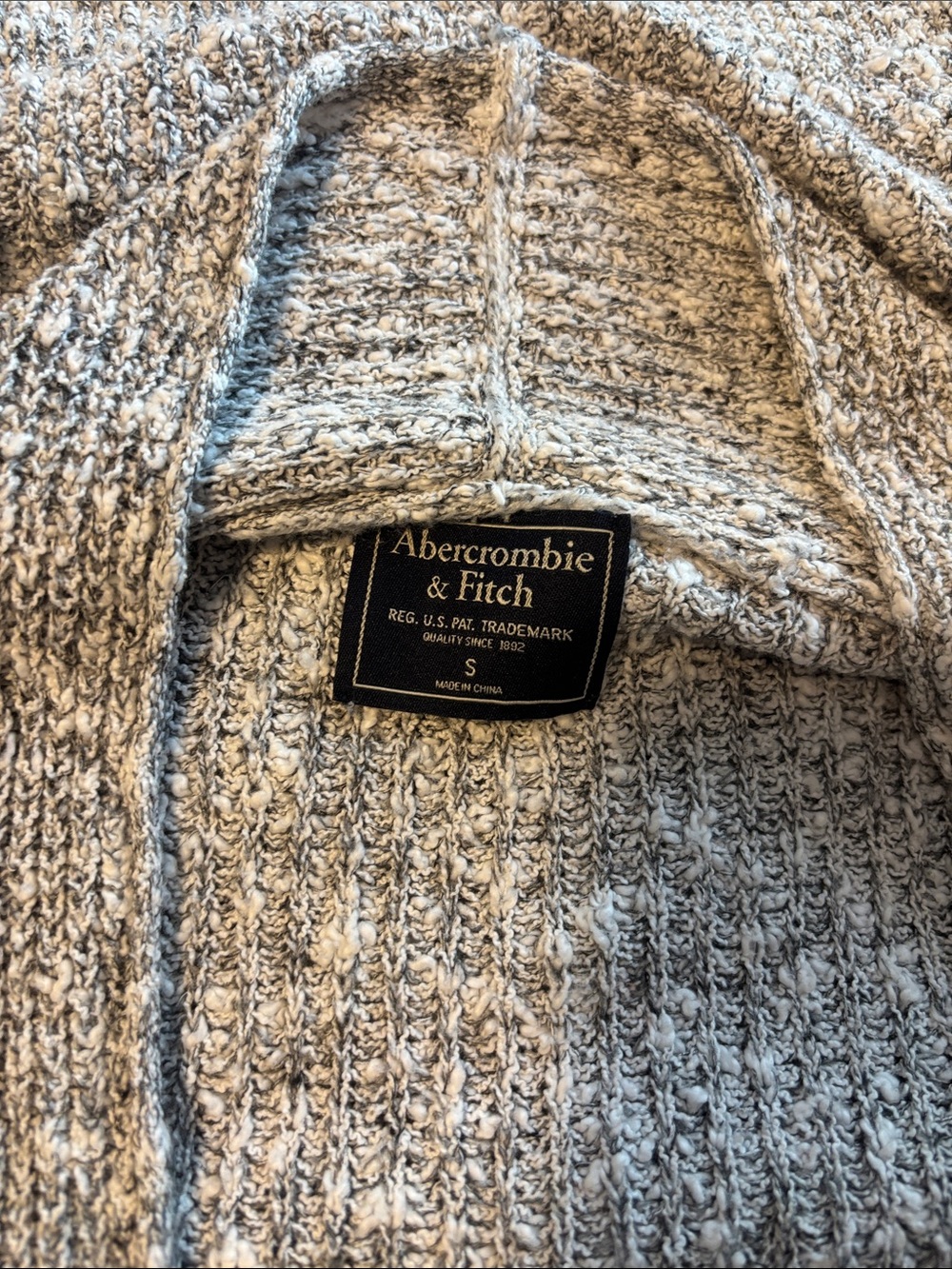 vintage abercrombie cardigan sweater - Picture 2 of 3